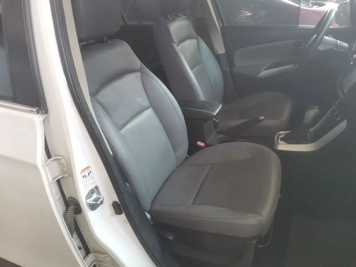 2014 Suzuki S-cross 1.6L 122HP L4 CVT,autocango,china used car exporter,china ev exporter,chinese used car exporter,chinese used ev exporter