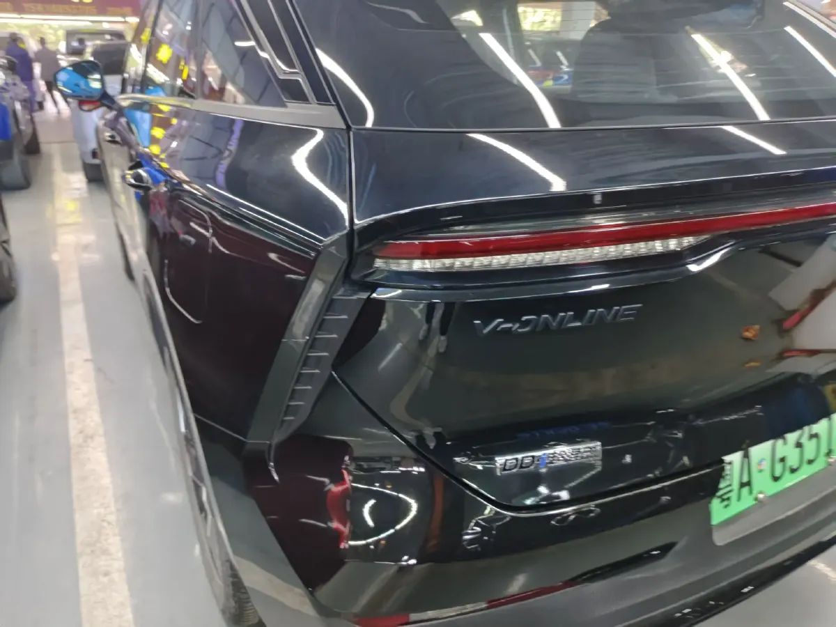 2023 Venucia Grand V DD-i 1.5T 163HP L4 E-CVT PHEV 18.4KWH,autocango,china used car exporter,china ev exporter,chinese used car exporter,chinese used ev exporter