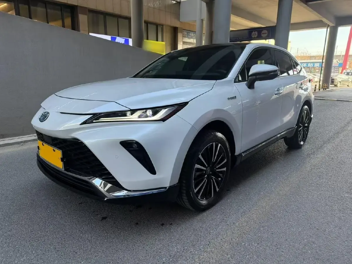 2023 Toyota Venza 2.5L 178HP L4 E-CVT Hybrid