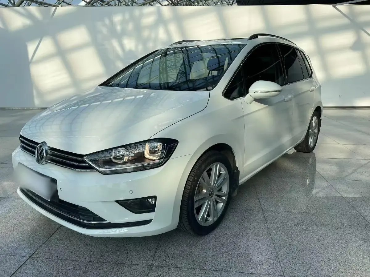 2018 Volkswagen Golf Sportsvan 1.4T 150HP L4 7DCT
