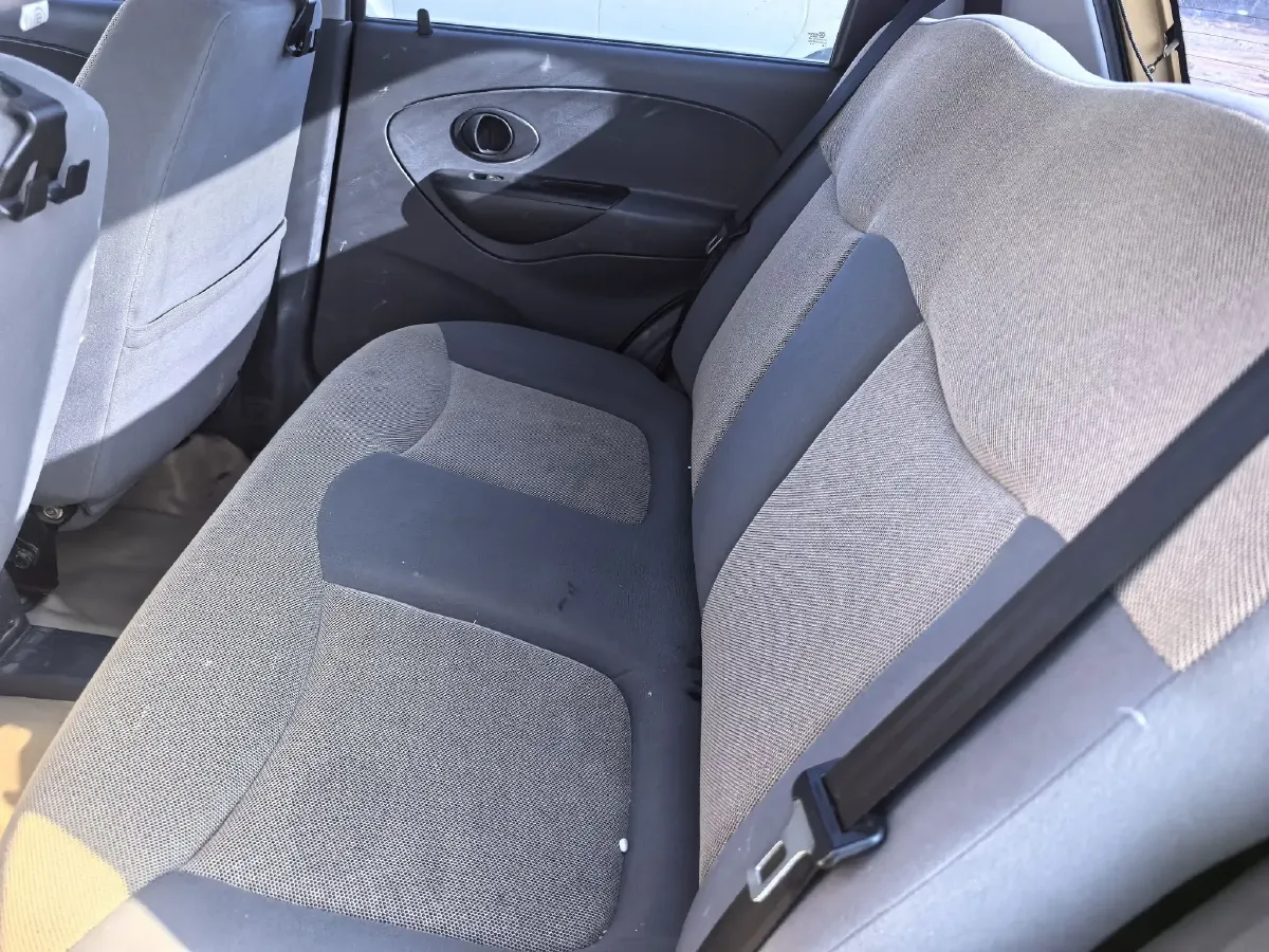 2012 BaoJun LeChi 1.0L 69HP L4 5MT,autocango,china used car exporter,china ev exporter,chinese used car exporter,chinese used ev exporter