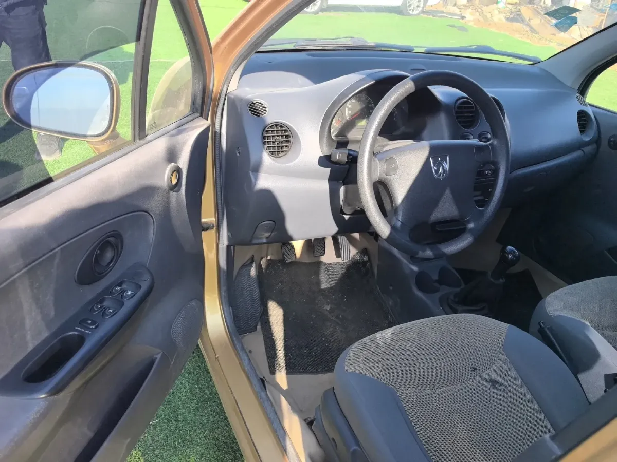 2012 BaoJun LeChi 1.0L 69HP L4 5MT,autocango,china used car exporter,china ev exporter,chinese used car exporter,chinese used ev exporter