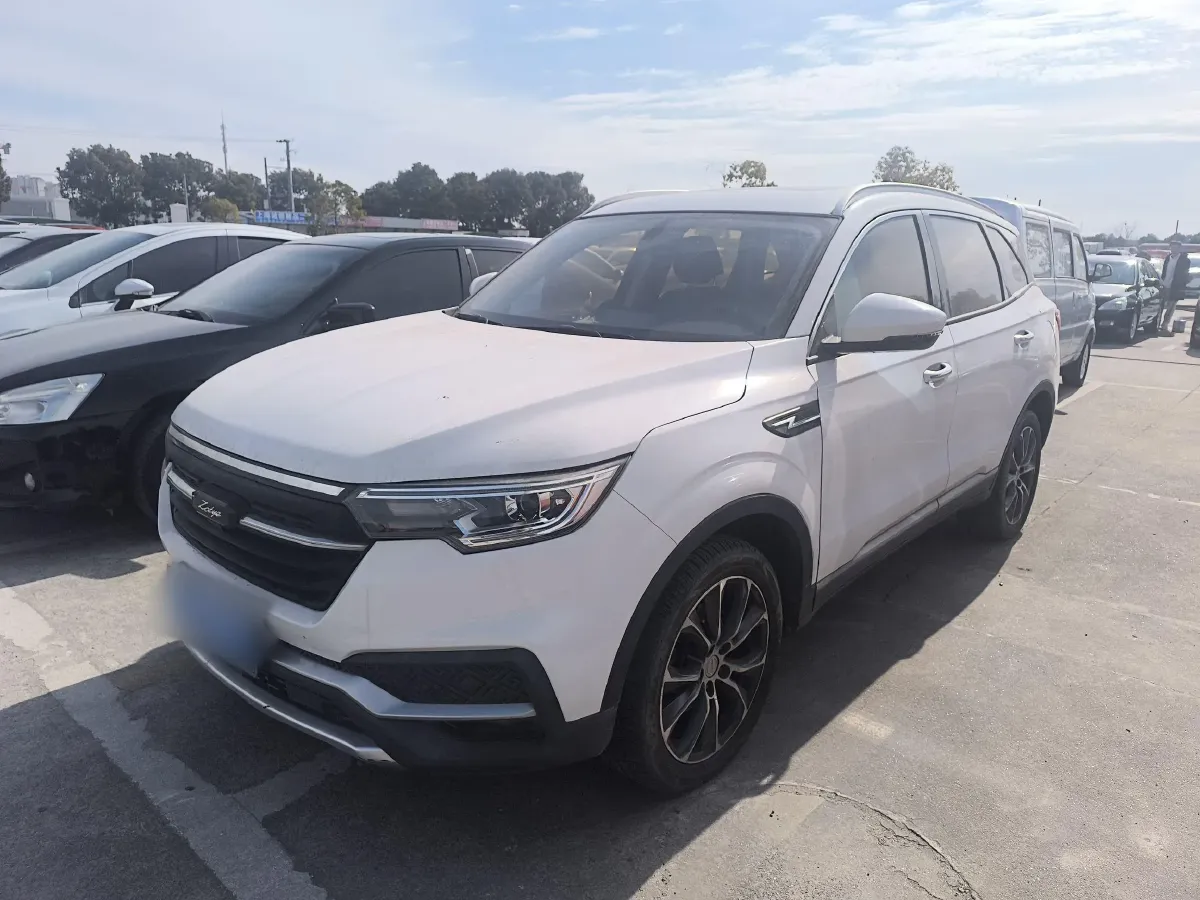 2018 Zotye T500 1.5T 156HP L4 6AT,autocango,china used car exporter,china ev exporter,chinese used car exporter,chinese used ev exporter