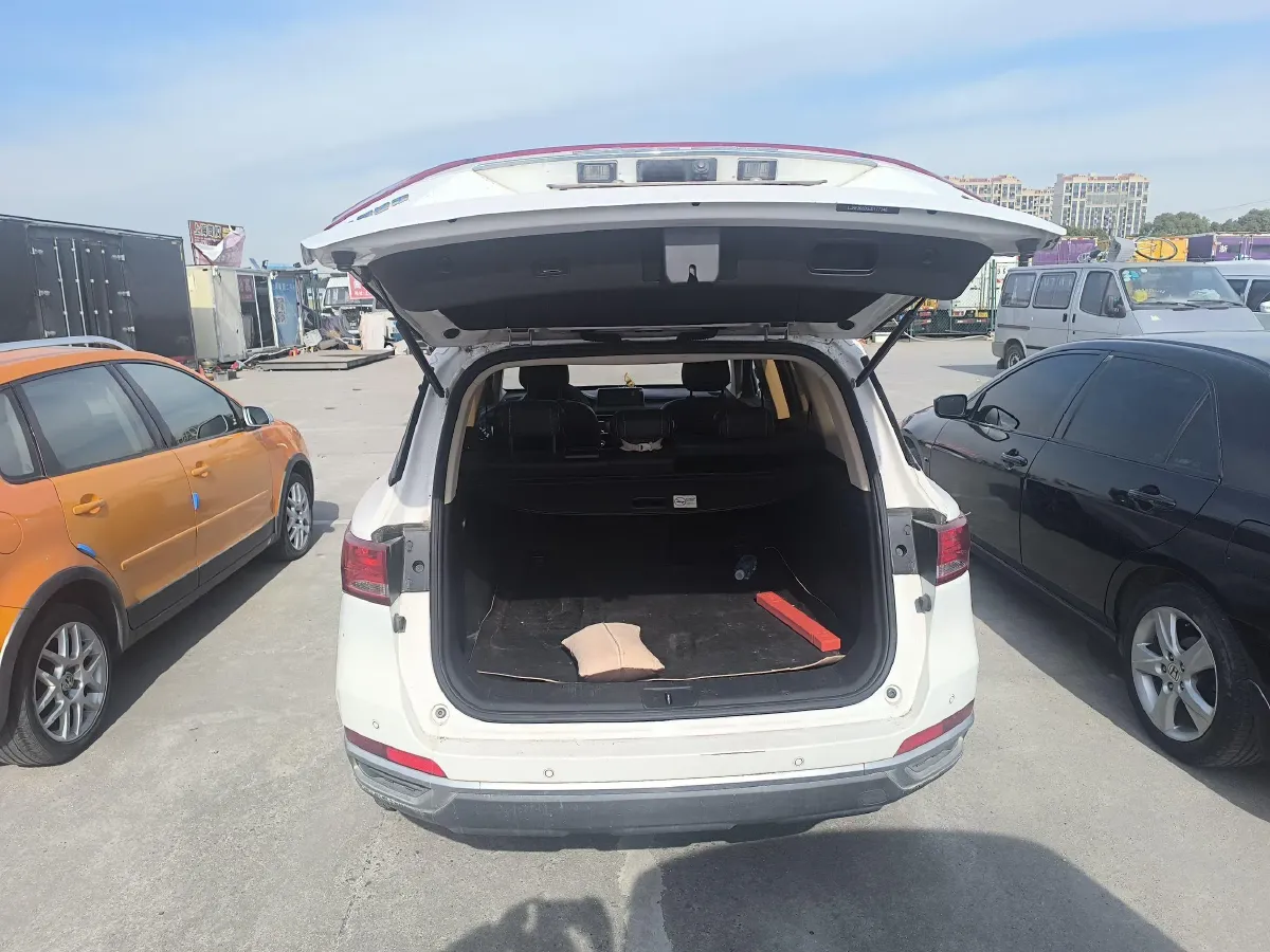 2018 Zotye T500 1.5T 156HP L4 6AT,autocango,china used car exporter,china ev exporter,chinese used car exporter,chinese used ev exporter