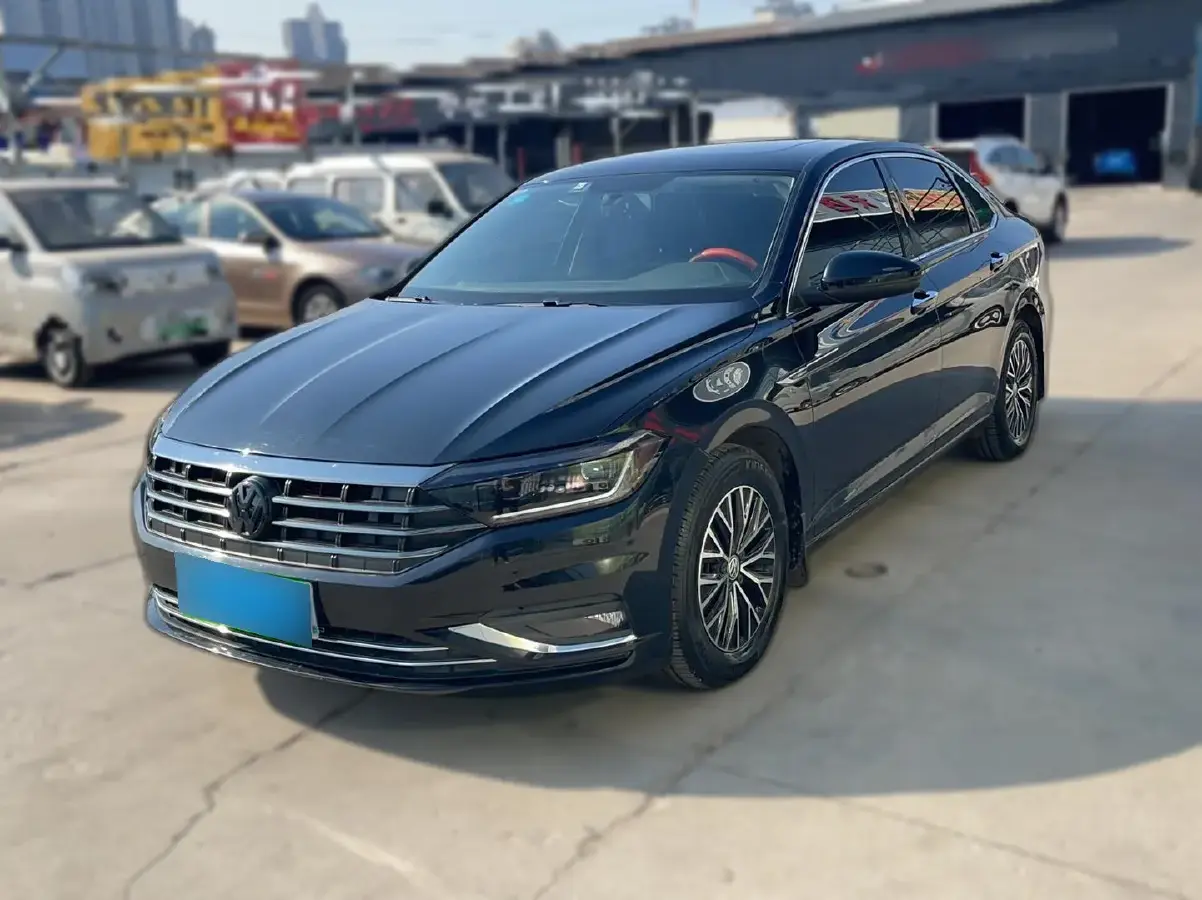 2021 Volkswagen Sagitar 1.4T 150HP L4 7DCT