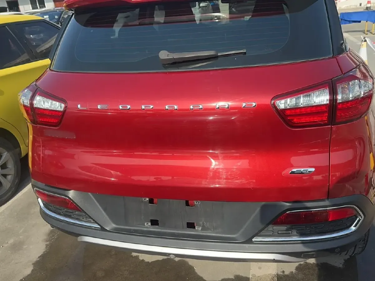 2017 Leopaard CS9 1.5L 113HP L4 5MT,autocango,china used car exporter,china ev exporter,chinese used car exporter,chinese used ev exporter