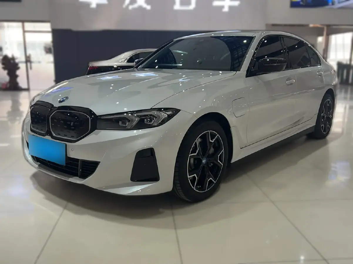 2024 BMW i3 BEV 79.05KWH