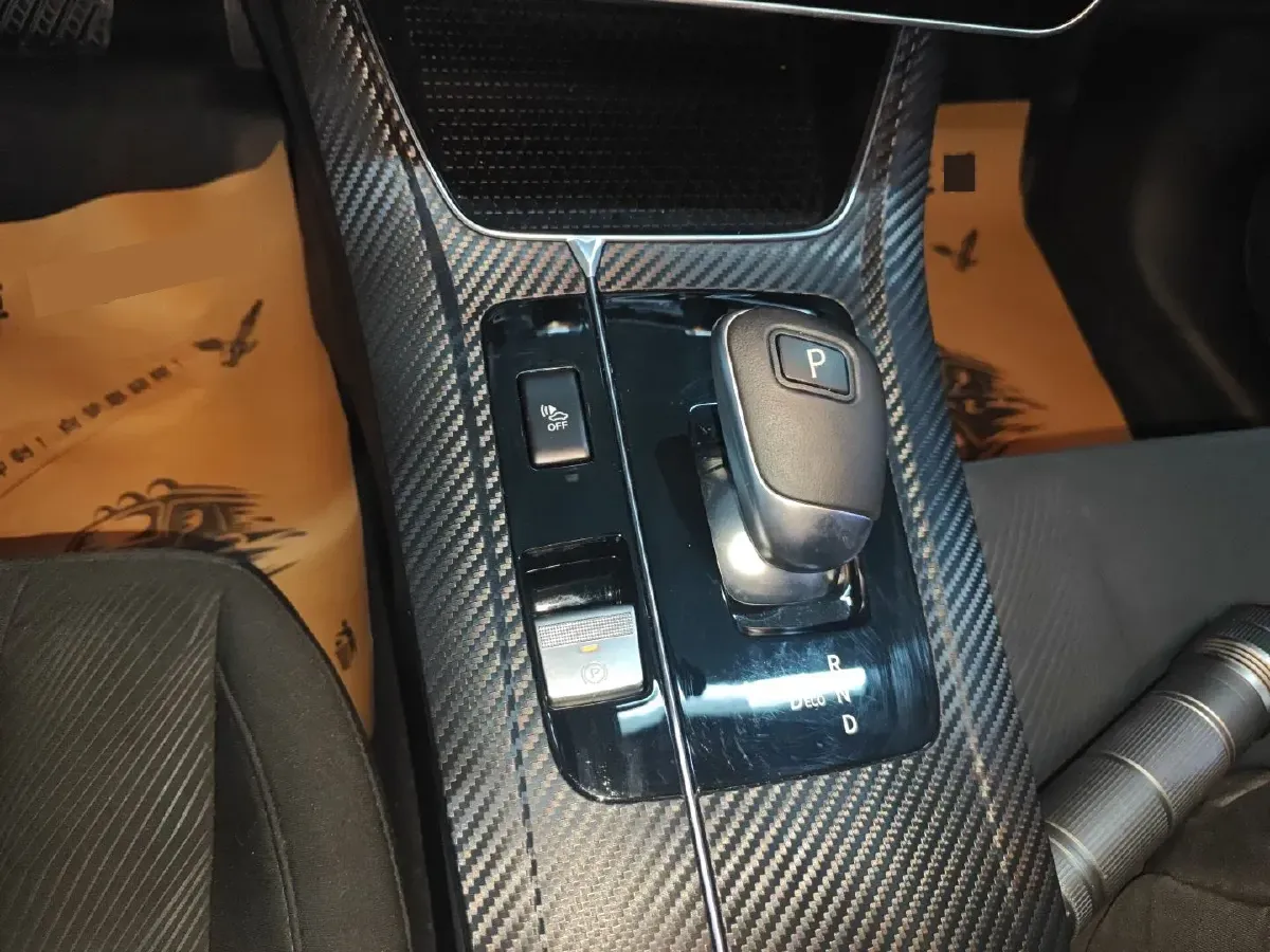 2023 Venucia D60 EV BEV 47KWH,autocango,china used car exporter,china ev exporter,chinese used car exporter,chinese used ev exporter