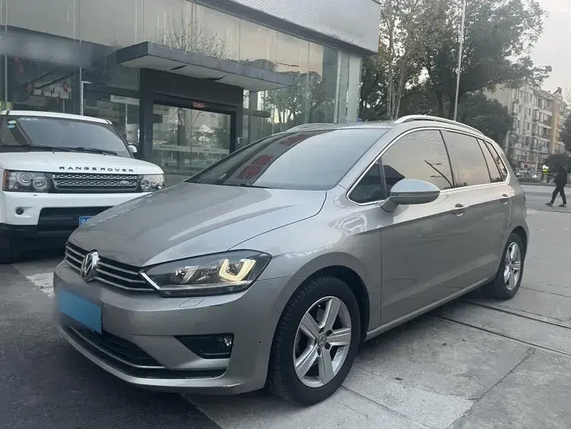 2015 Volkswagen Golf 1.4T 150HP L4 7DCT