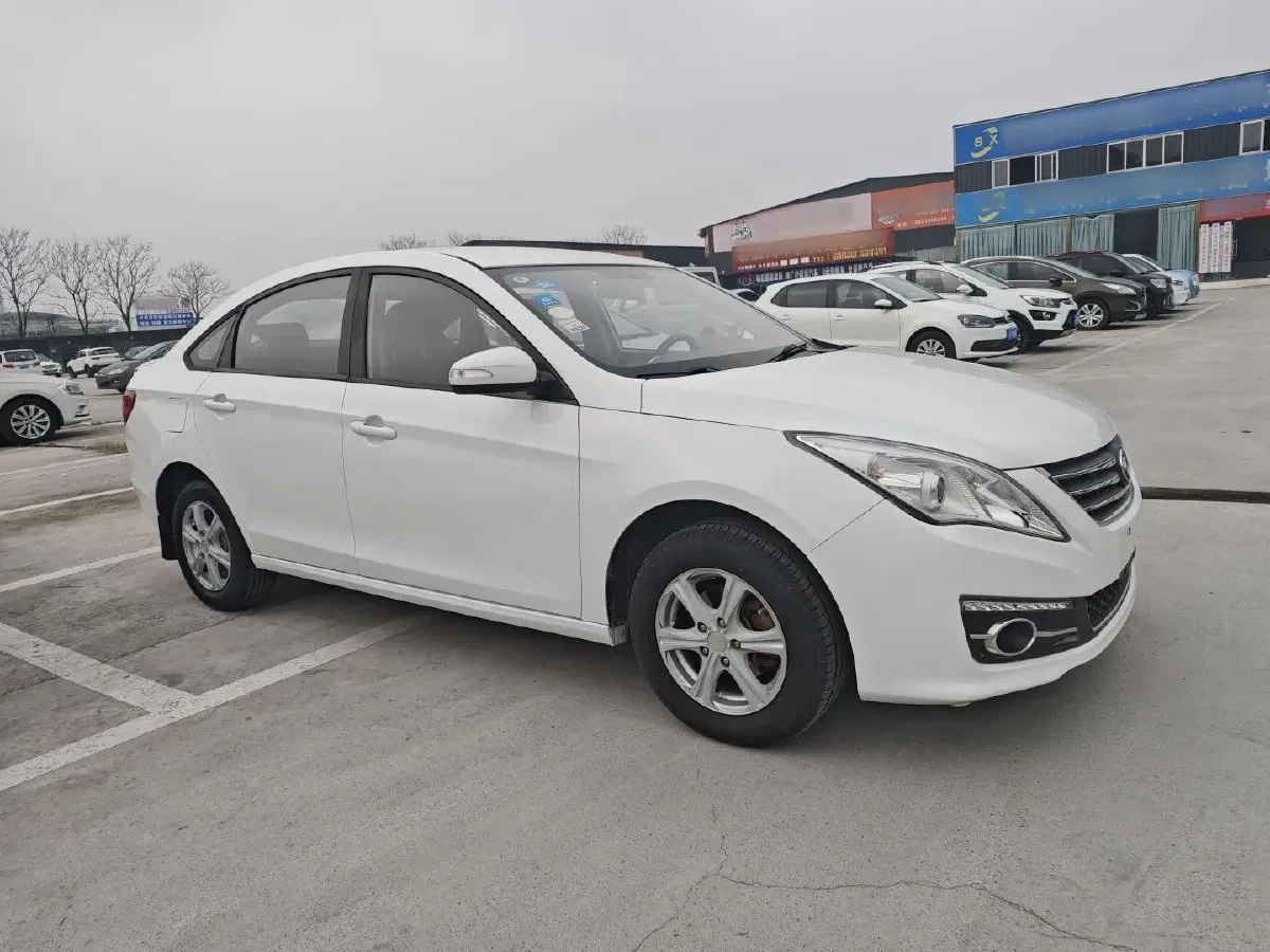 2016 DongFeng Forthing Joyear S50 1.5L 120HP L4 5MT,autocango,china used car exporter,china ev exporter,chinese used car exporter,chinese used ev exporter