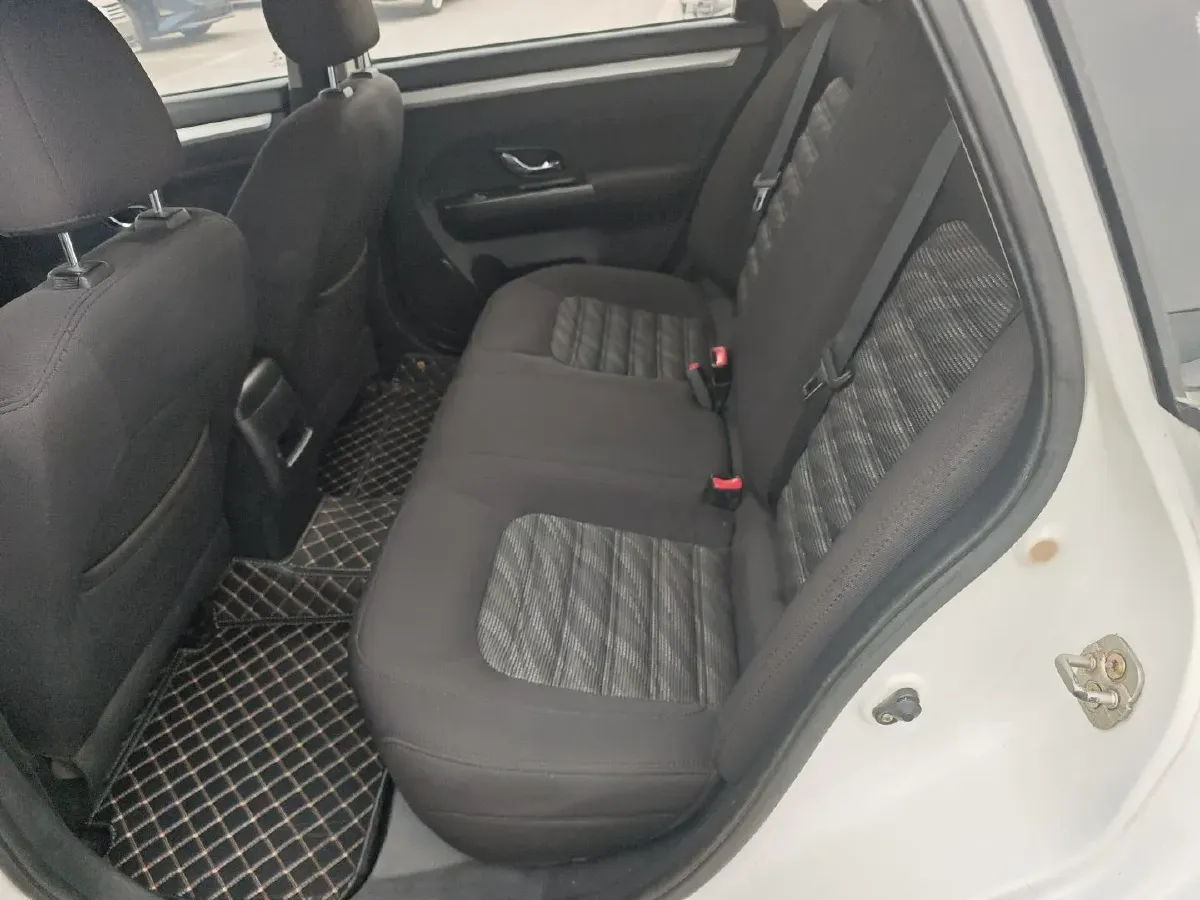 2016 DongFeng Forthing Joyear S50 1.5L 120HP L4 5MT,autocango,china used car exporter,china ev exporter,chinese used car exporter,chinese used ev exporter