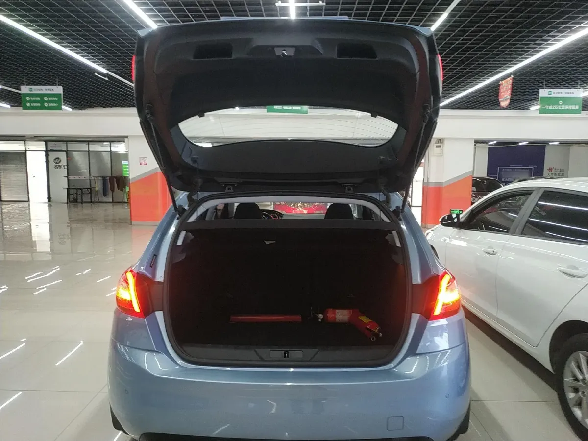 2015 Peugeot 308S 1.6T 167HP L4 6AT,autocango,china used car exporter,china ev exporter,chinese used car exporter,chinese used ev exporter