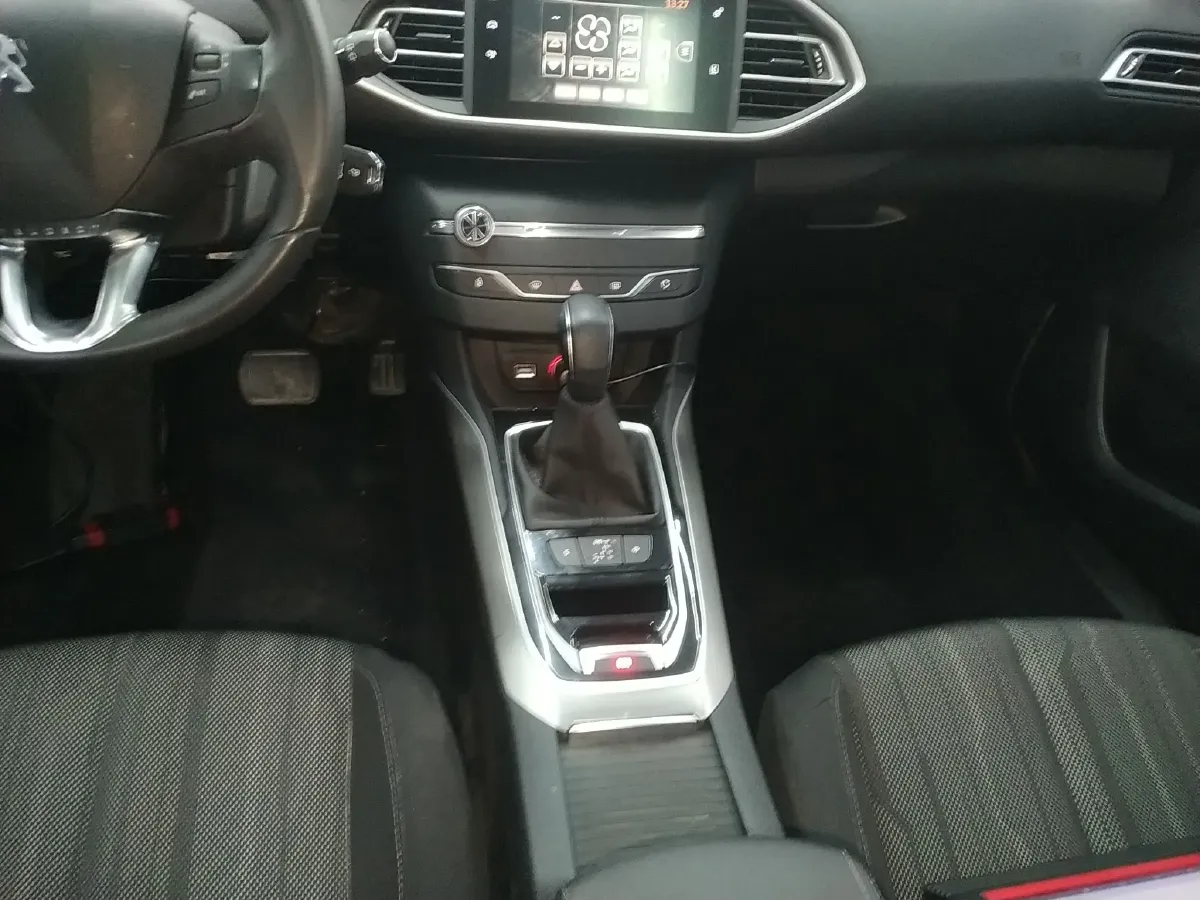 2015 Peugeot 308S 1.6T 167HP L4 6AT,autocango,china used car exporter,china ev exporter,chinese used car exporter,chinese used ev exporter