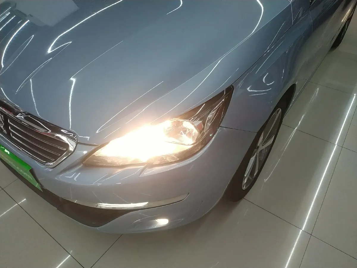 2015 Peugeot 308S 1.6T 167HP L4 6AT,autocango,china used car exporter,china ev exporter,chinese used car exporter,chinese used ev exporter