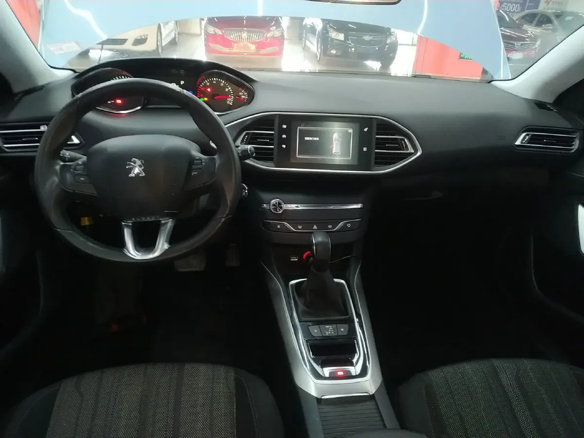 2015 Peugeot 308S 1.6T 167HP L4 6AT,autocango,china used car exporter,china ev exporter,chinese used car exporter,chinese used ev exporter