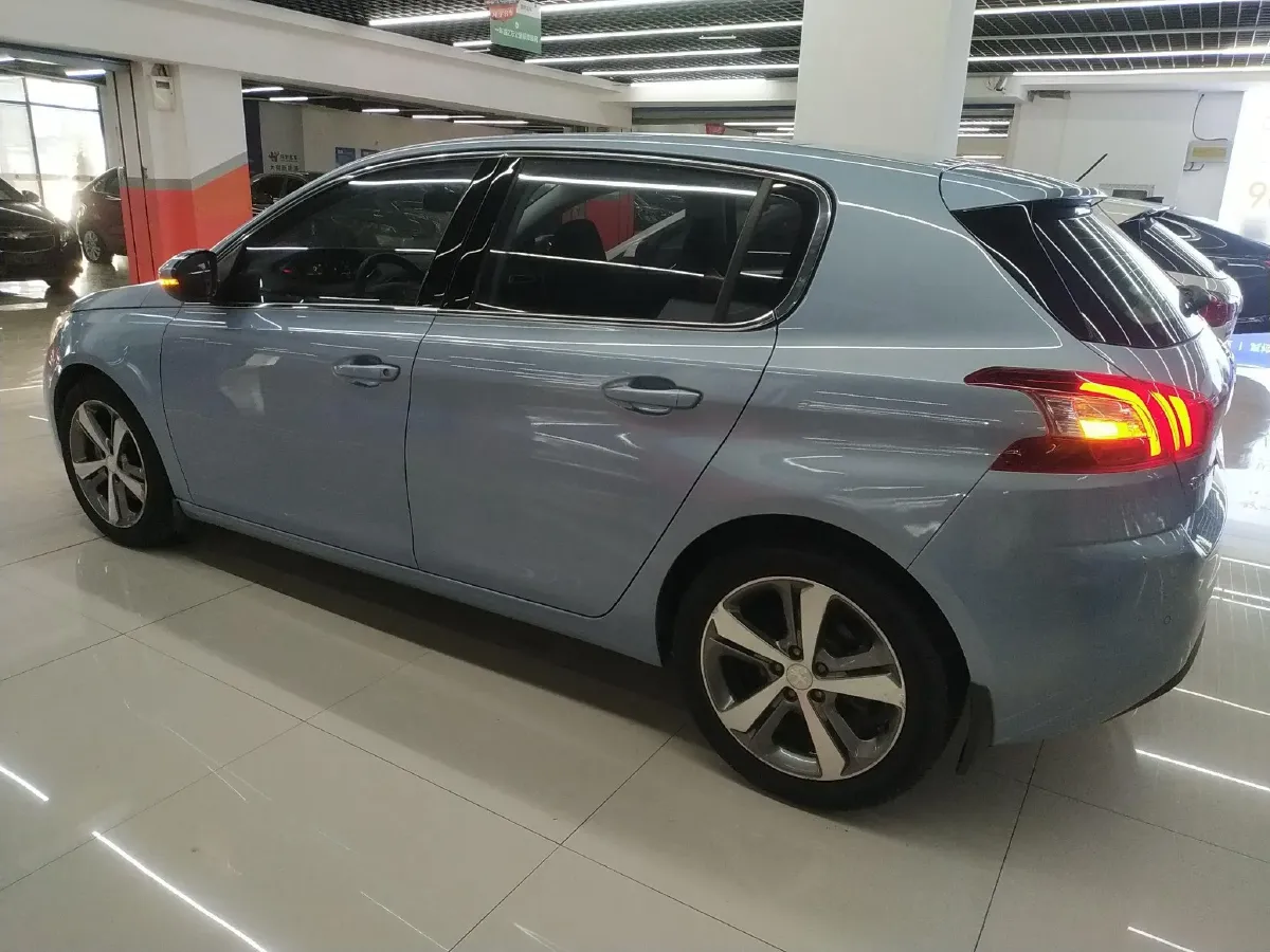 2015 Peugeot 308S 1.6T 167HP L4 6AT,autocango,china used car exporter,china ev exporter,chinese used car exporter,chinese used ev exporter