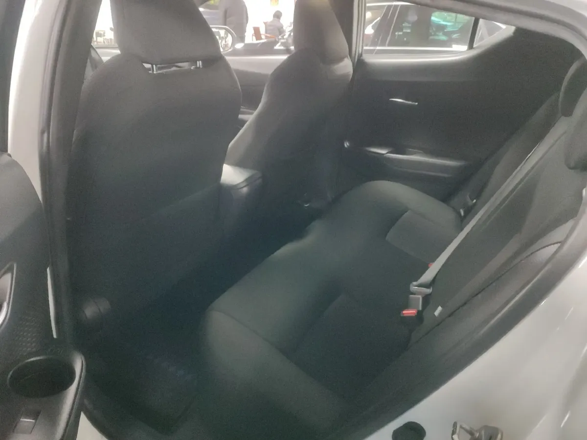 2020 Toyota C-HR EV BEV 54.3KWH,autocango,china used car exporter,china ev exporter,chinese used car exporter,chinese used ev exporter