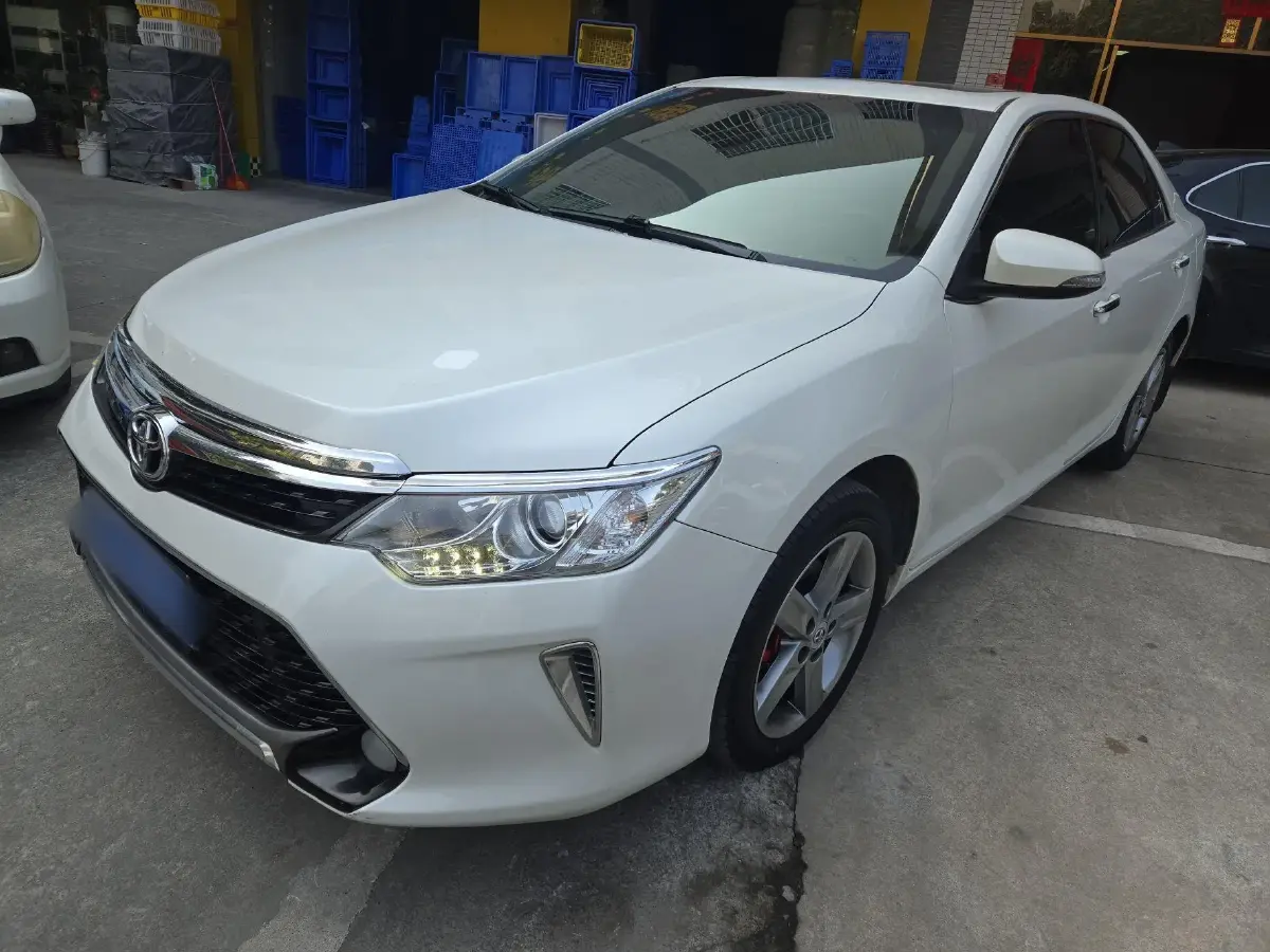 2016 Toyota Camry 2.0L 167HP L4 6AT