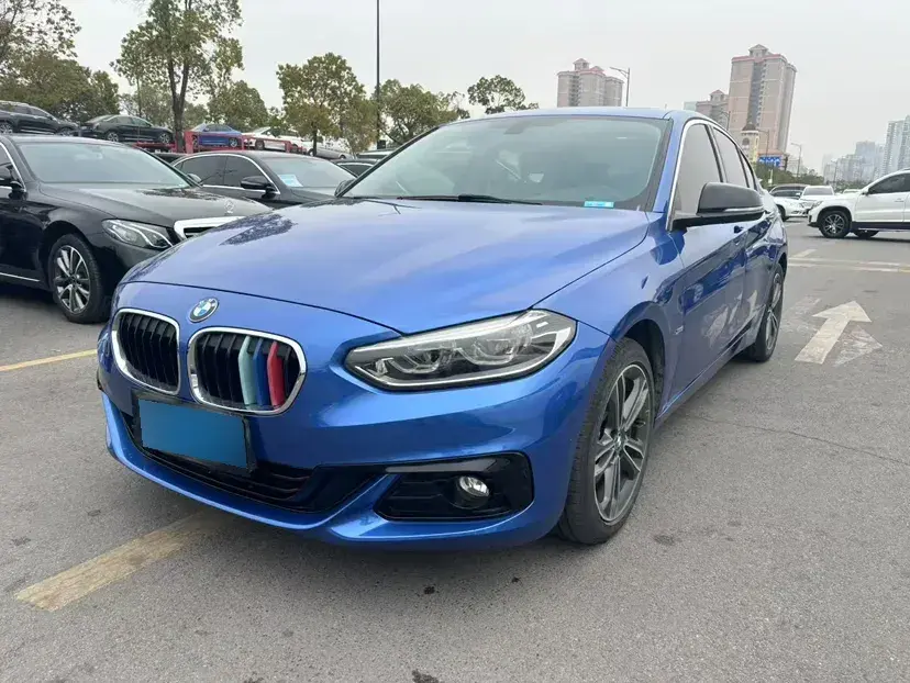 2017 BMW 1 Series 1.5T 136HP L3 6AT