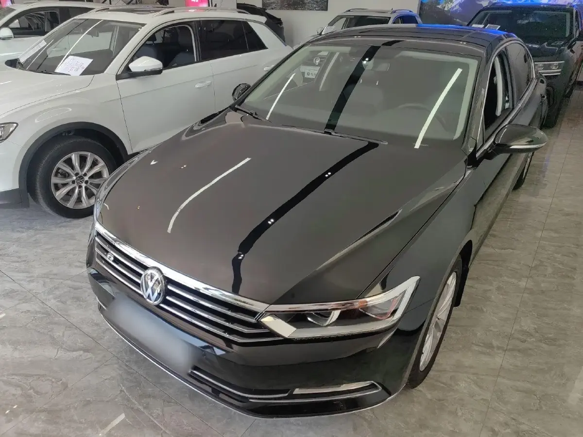 2017 Volkswagen Magotan 1.8T 180HP L4 7DCT