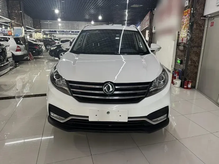 2017 DongFeng Fengon Fengon 580 1.5T 150HP L4 6MT,autocango,china used car exporter,china ev exporter,chinese used car exporter,chinese used ev exporter