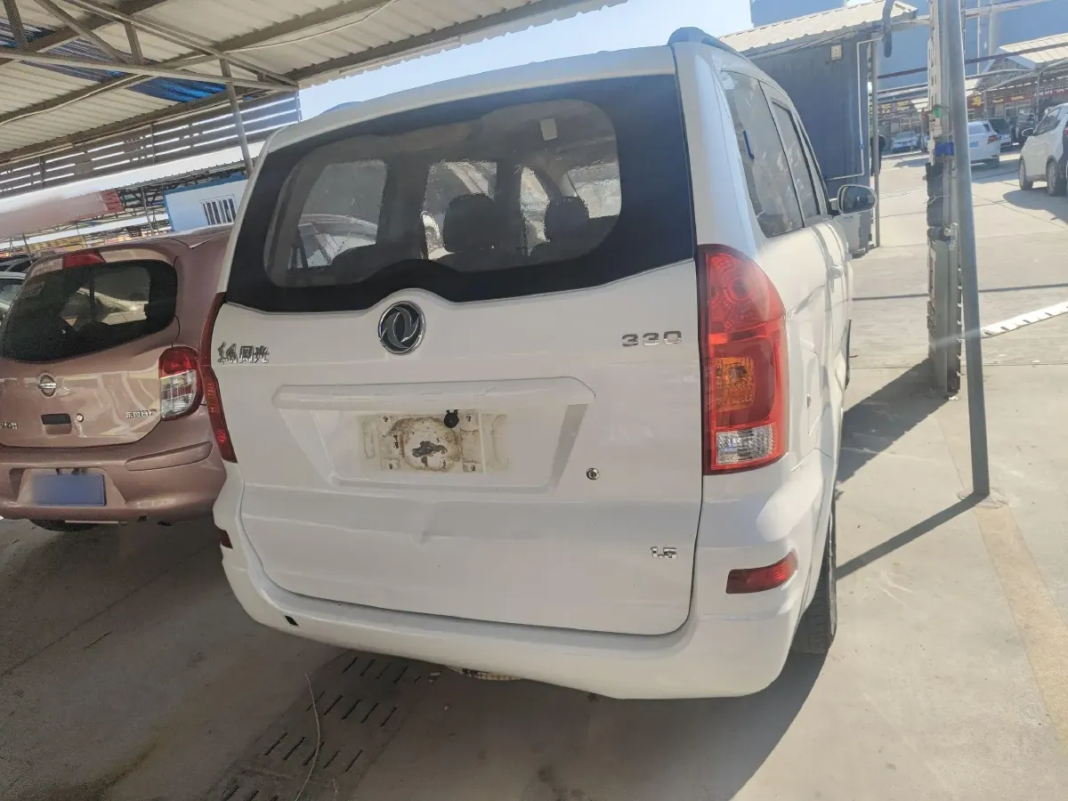 2019 DongFeng Fengon Fengon 330 1.5L 116HP L4 5MT,autocango,china used car exporter,china ev exporter,chinese used car exporter,chinese used ev exporter