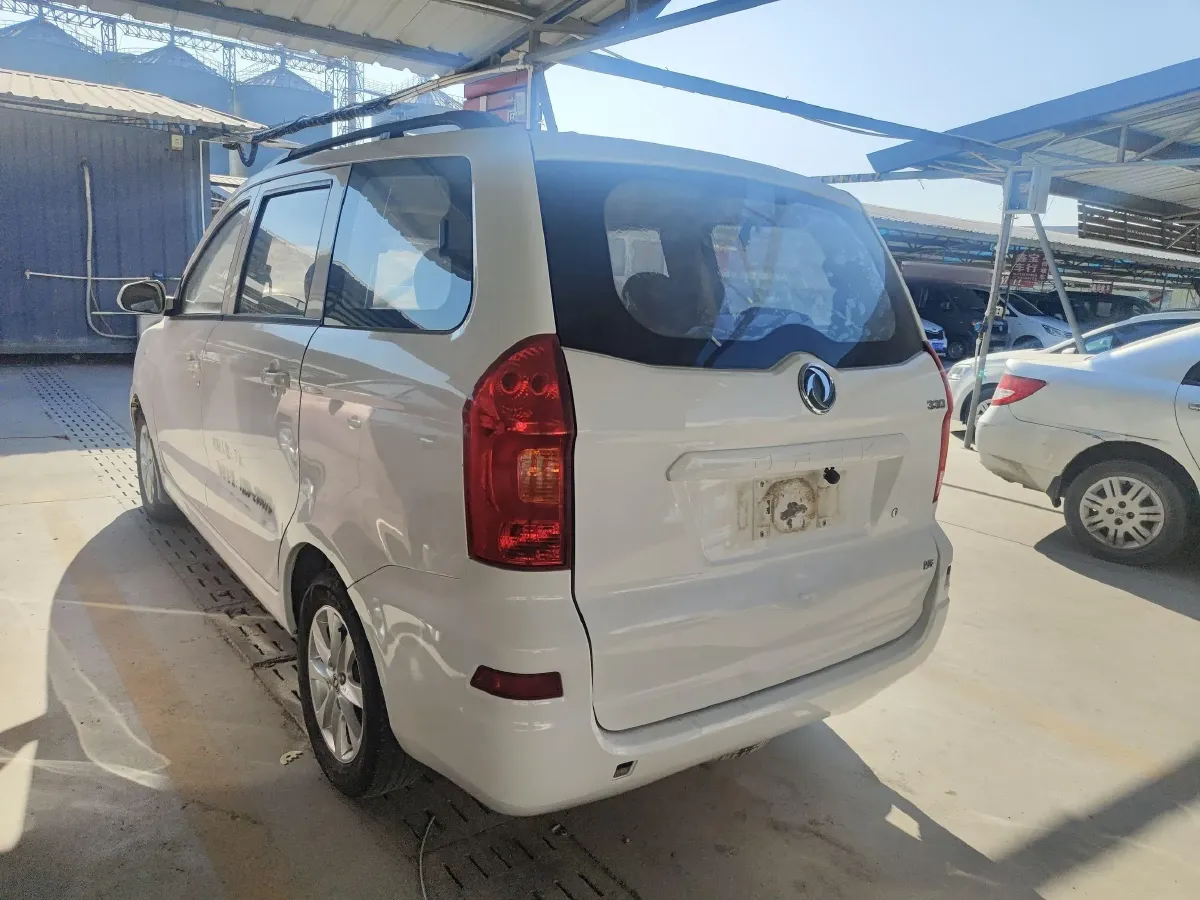 2019 DongFeng Fengon Fengon 330 1.5L 116HP L4 5MT,autocango,china used car exporter,china ev exporter,chinese used car exporter,chinese used ev exporter