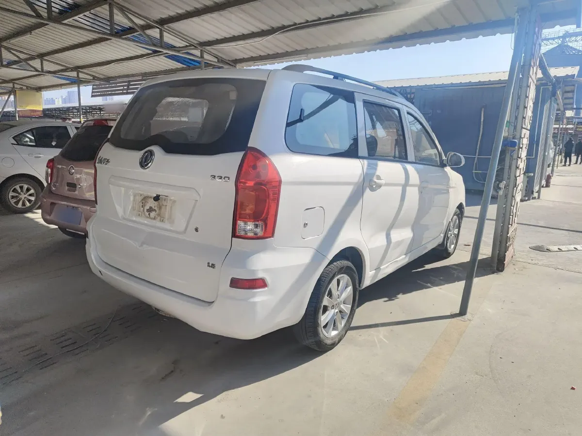 2019 DongFeng Fengon Fengon 330 1.5L 116HP L4 5MT,autocango,china used car exporter,china ev exporter,chinese used car exporter,chinese used ev exporter