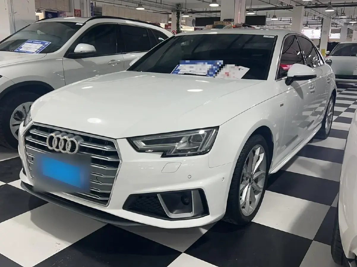 2019 Audi A4L 2.0T 190HP L4 7DCT