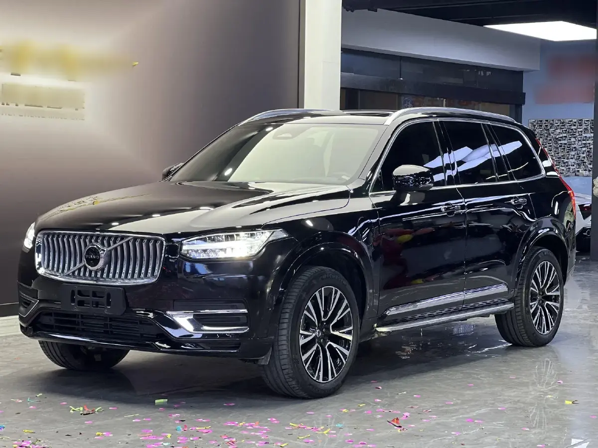 2023 Volvo XC90 PHEV 2.0T 310HP L4 8AT PHEV 18.831KWH
