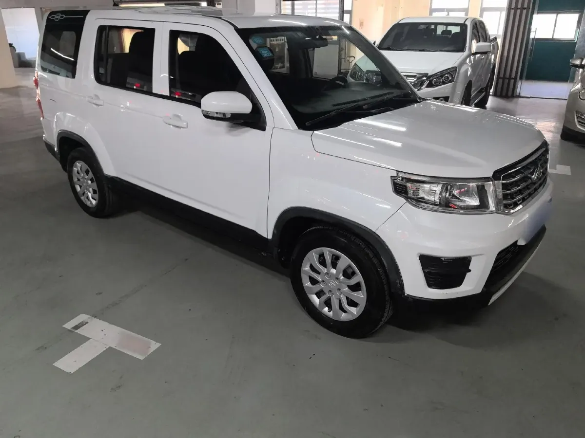2018 ChangAn Oshan X70A 1.5L 107HP L4 5MT,autocango,china used car exporter,china ev exporter,chinese used car exporter,chinese used ev exporter
