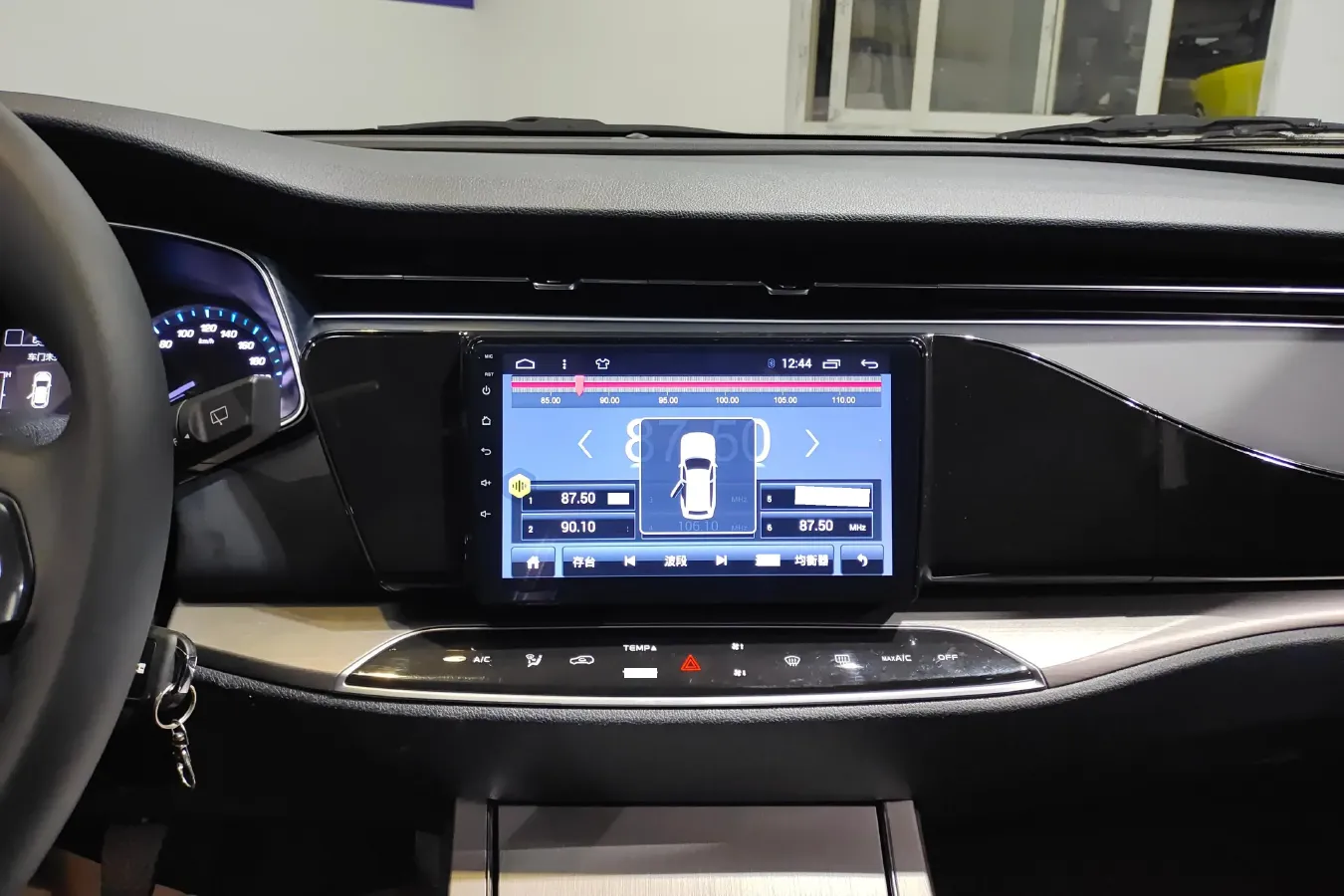 2020 ChangAn Oshan X7 1.5T 178HP L4 6MT,autocango,china used car exporter,china ev exporter,chinese used car exporter,chinese used ev exporter