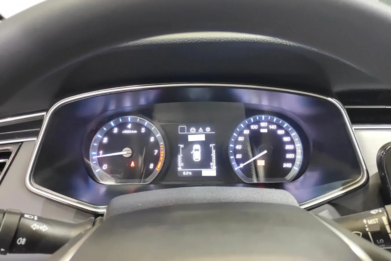 2020 ChangAn Oshan X7 1.5T 178HP L4 6MT,autocango,china used car exporter,china ev exporter,chinese used car exporter,chinese used ev exporter