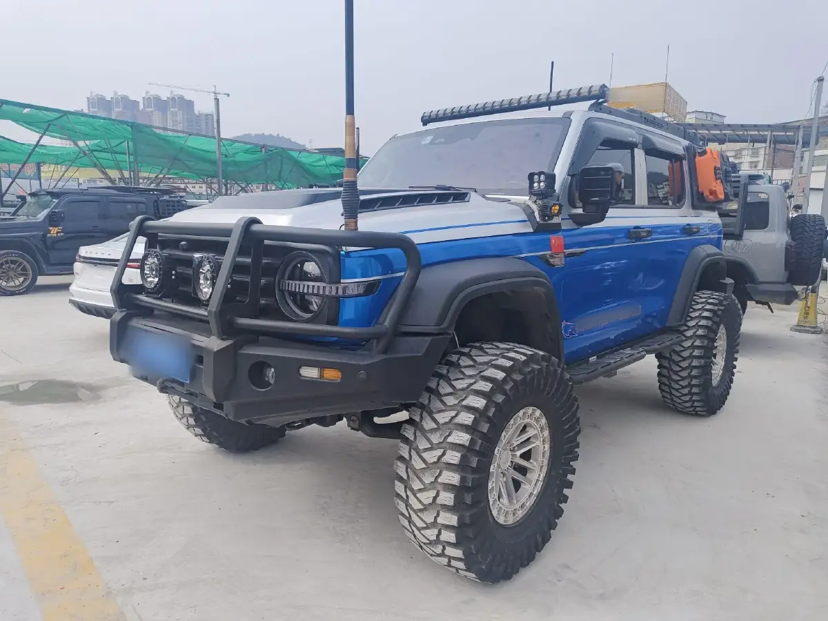 2021 Tank 300 2.0T 227HP L4 8AT