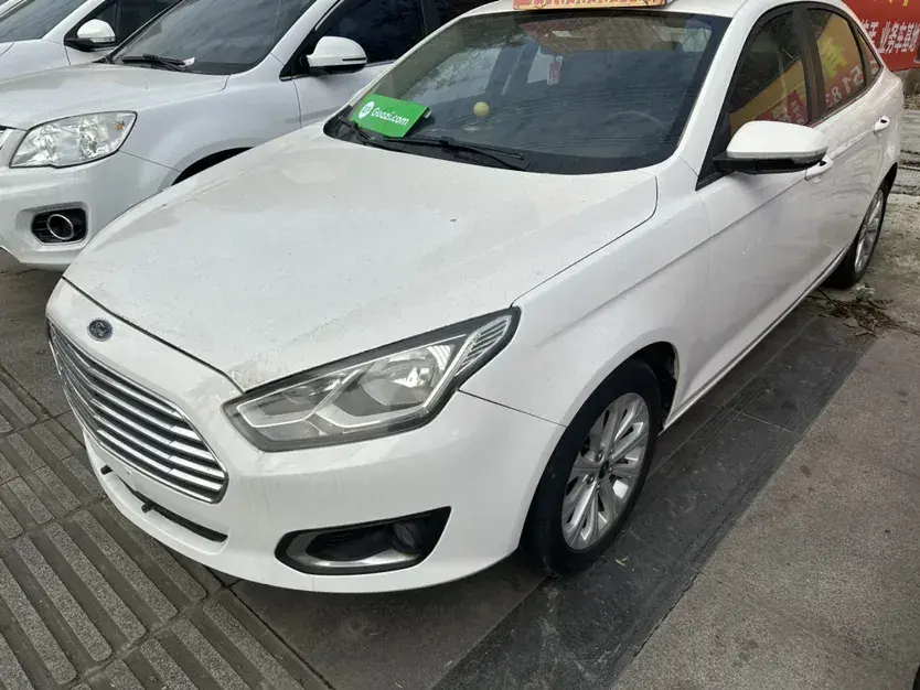 2015 Ford Escort 1.5L 113HP L4 5MT