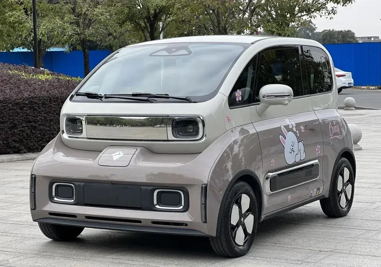 2023 BaoJun KiWi EV BEV 31.9KWH