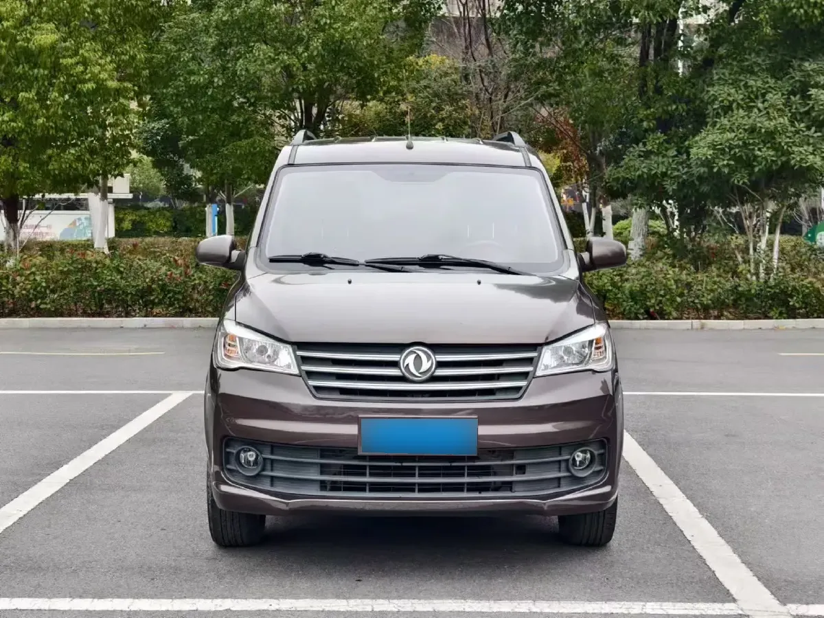 2019 DongFeng Fengon Fengon 330 1.5L 116HP L4 5MT,autocango,china used car exporter,china ev exporter,chinese used car exporter,chinese used ev exporter