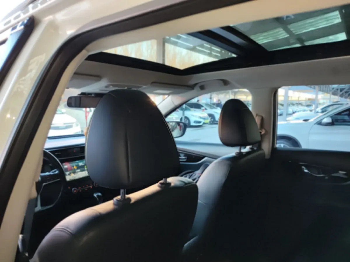 2019 Nissan X-Trail 2.0L 154HP L4 CVT,autocango,china used car exporter,china ev exporter,chinese used car exporter,chinese used ev exporter