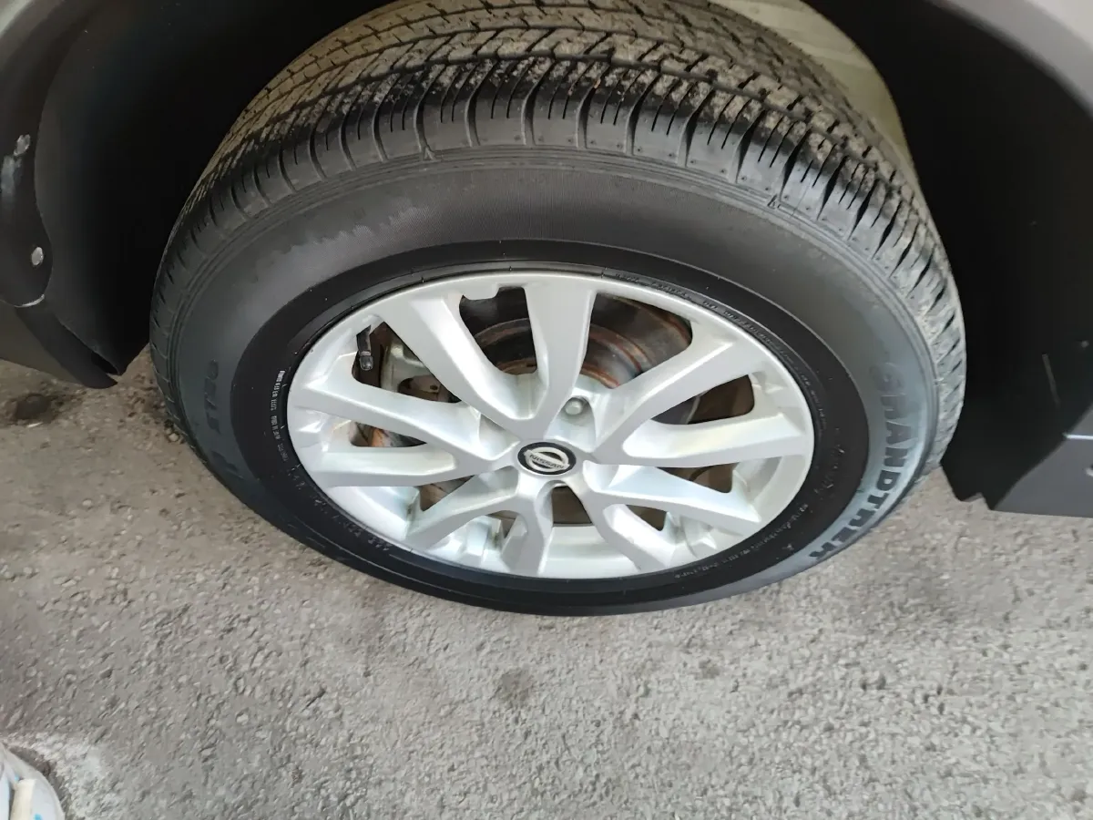 2019 Nissan X-Trail 2.0L 154HP L4 CVT,autocango,china used car exporter,china ev exporter,chinese used car exporter,chinese used ev exporter