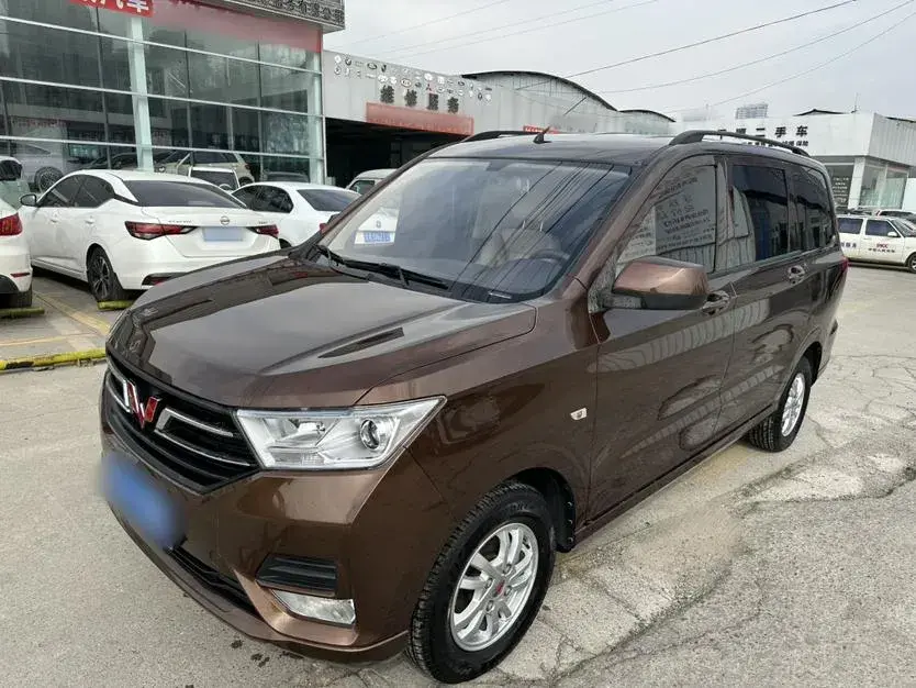 2021 WuLing HongGuang 1.5L 99HP L4 6MT