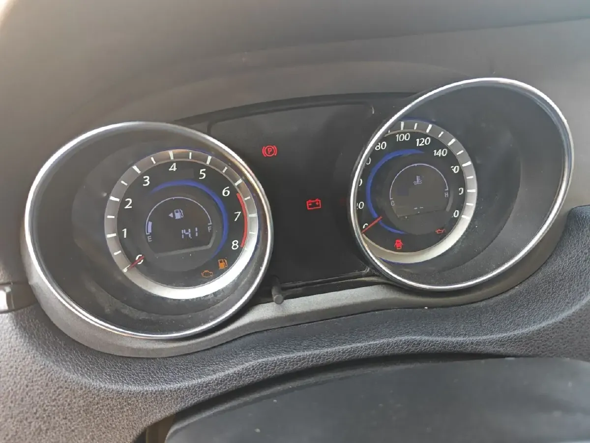 2013 Great Wall C30 1.5L 106HP L4 5MT,autocango,china used car exporter,china ev exporter,chinese used car exporter,chinese used ev exporter