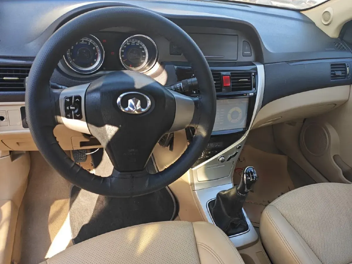 2013 Great Wall C30 1.5L 106HP L4 5MT,autocango,china used car exporter,china ev exporter,chinese used car exporter,chinese used ev exporter