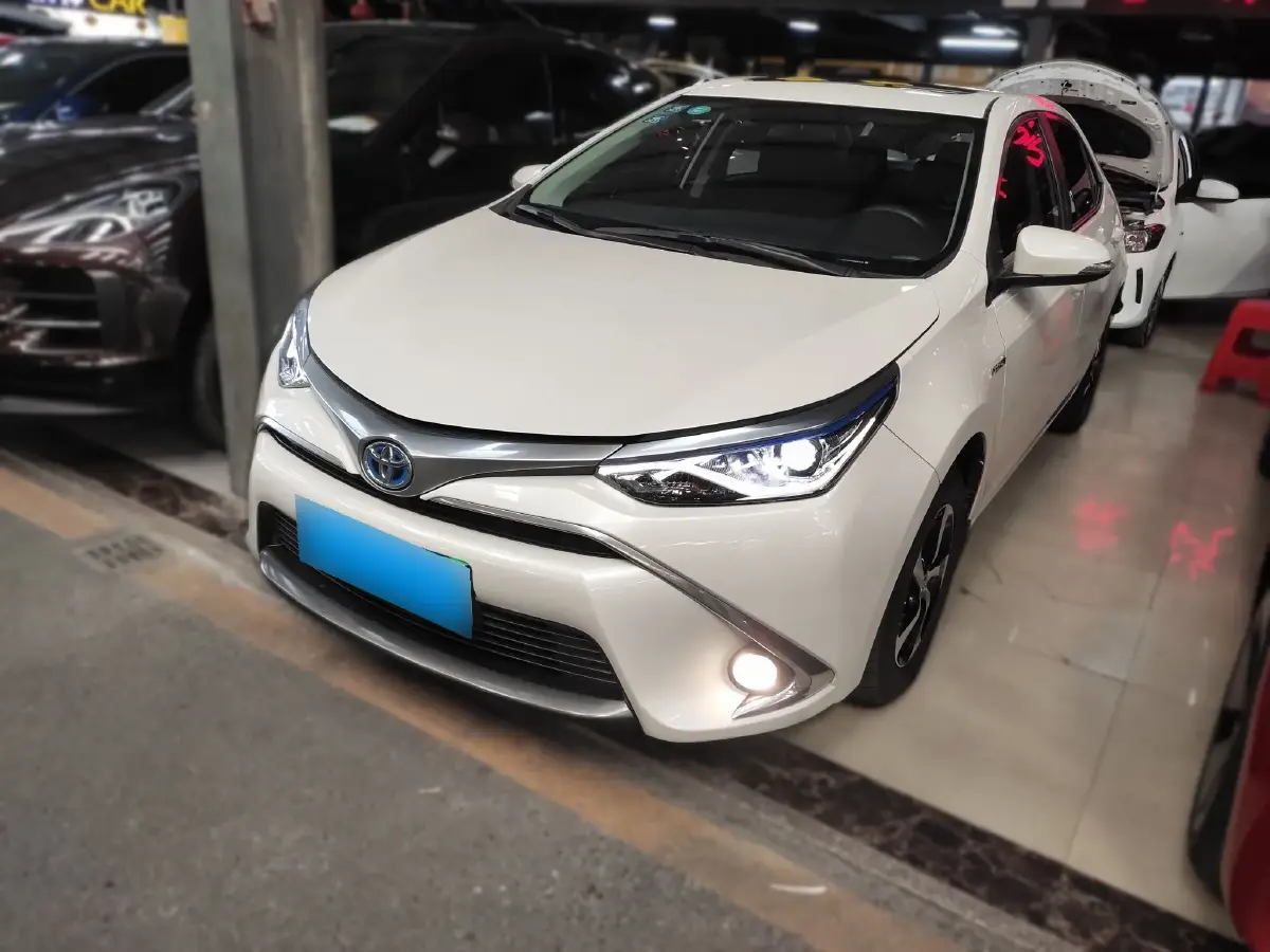 2017 Toyota Levin 1.8L 99HP L4 E-CVT Hybrid