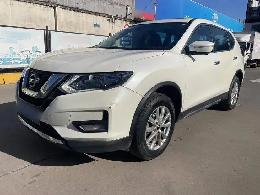 2021 Nissan X-Trail 2.0L 151HP L4 CVT