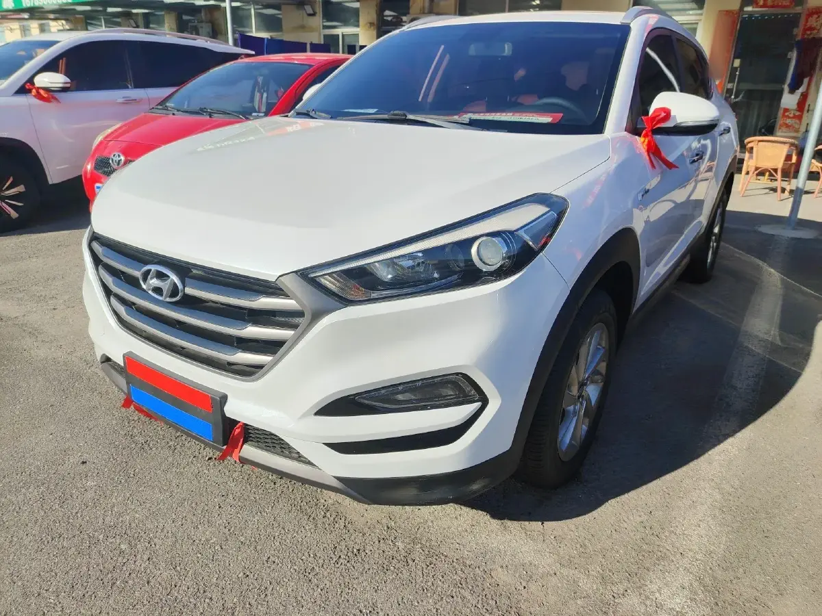 2015 Hyundai Tucson 1.6T 177HP L4 7DCT