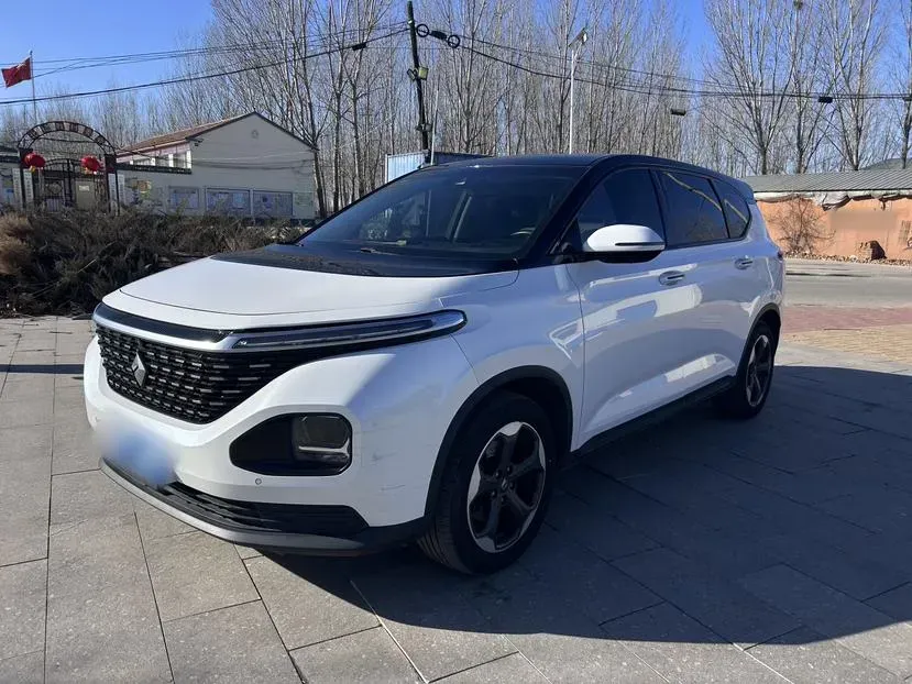 2019 BaoJun RM-5 1.5T 147HP L4 CVT,autocango,china used car exporter,china ev exporter,chinese used car exporter,chinese used ev exporter