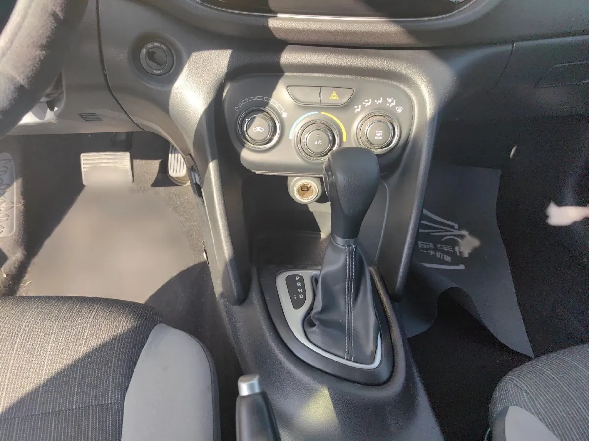 2015 Fiat Viaggio 1.4T 120HP L4 7DCT,autocango,china used car exporter,china ev exporter,chinese used car exporter,chinese used ev exporter