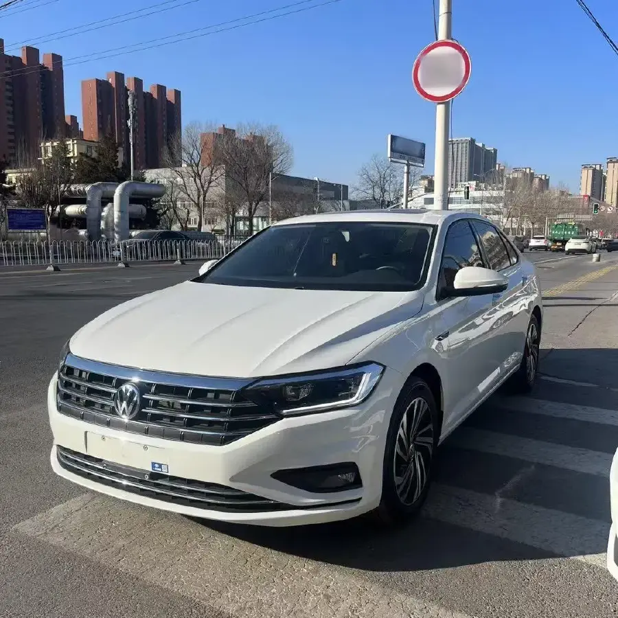 2022 Volkswagen Sagitar 1.4T 150HP L4 7DCT