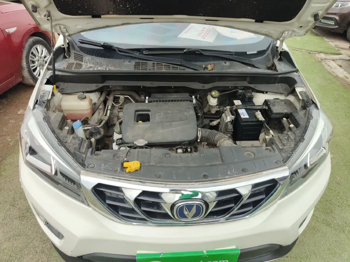 2016 ChangAn CS15 1.5L 107HP L4 5DCT,autocango,china used car exporter,china ev exporter,chinese used car exporter,chinese used ev exporter