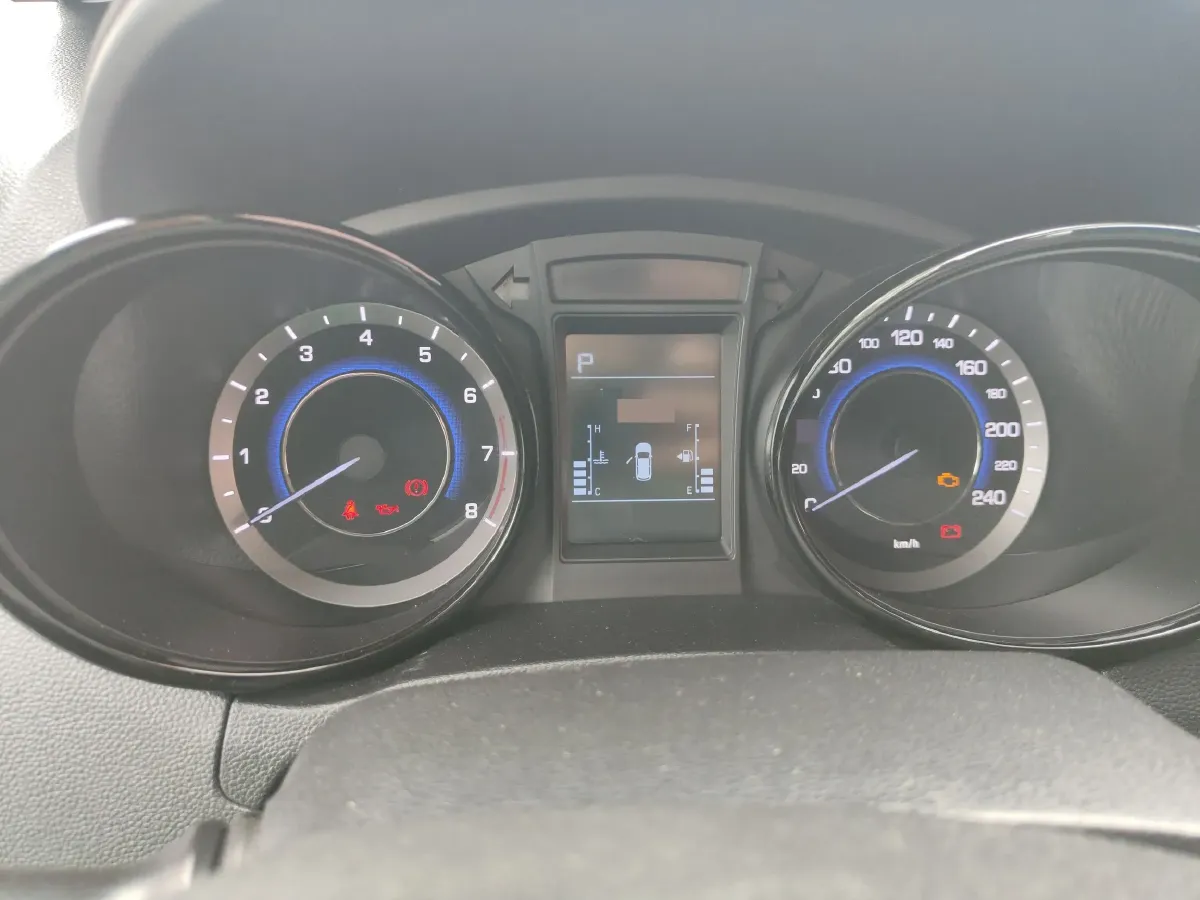 2016 ChangAn CS15 1.5L 107HP L4 5DCT,autocango,china used car exporter,china ev exporter,chinese used car exporter,chinese used ev exporter